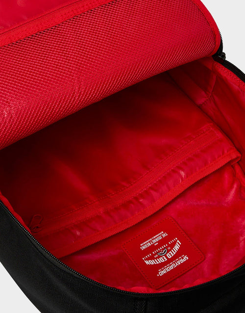 กระเป๋าสะพายหลัง Black Ripstop Shark Central (20L)