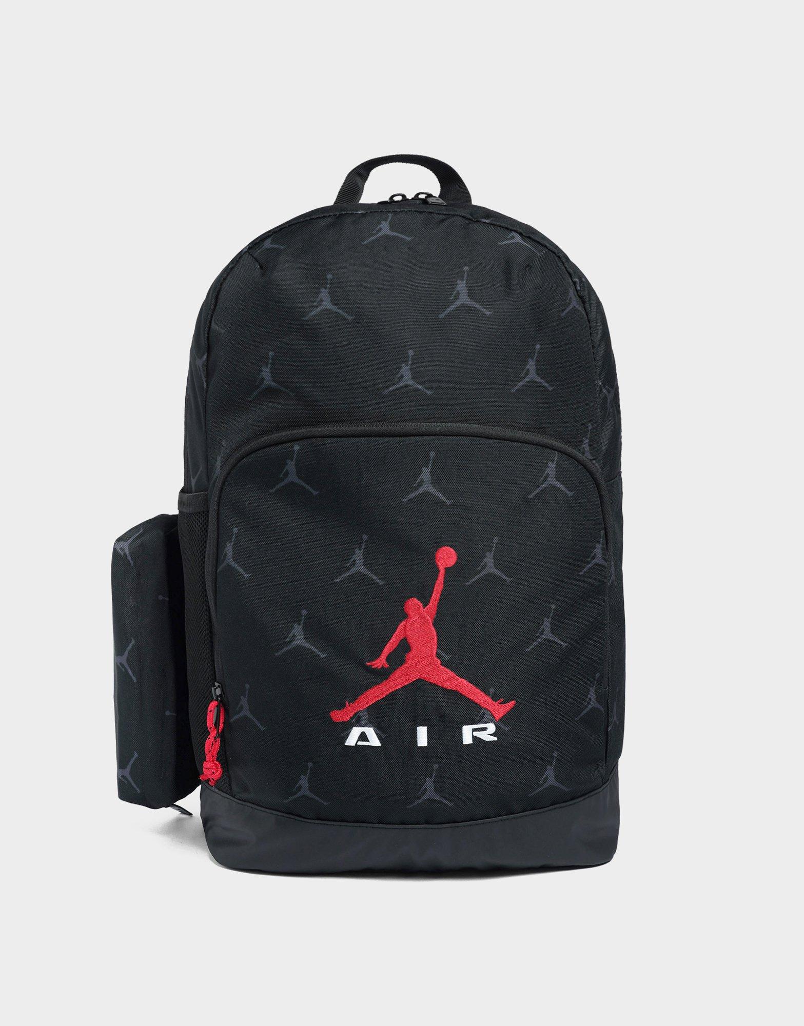 กระเป๋าสะพายหลังเด็กโต Air Raid (17L)