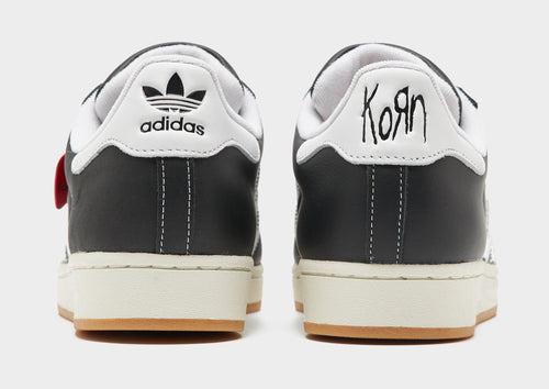 รองเท้าผู้ชาย Superstar Korn