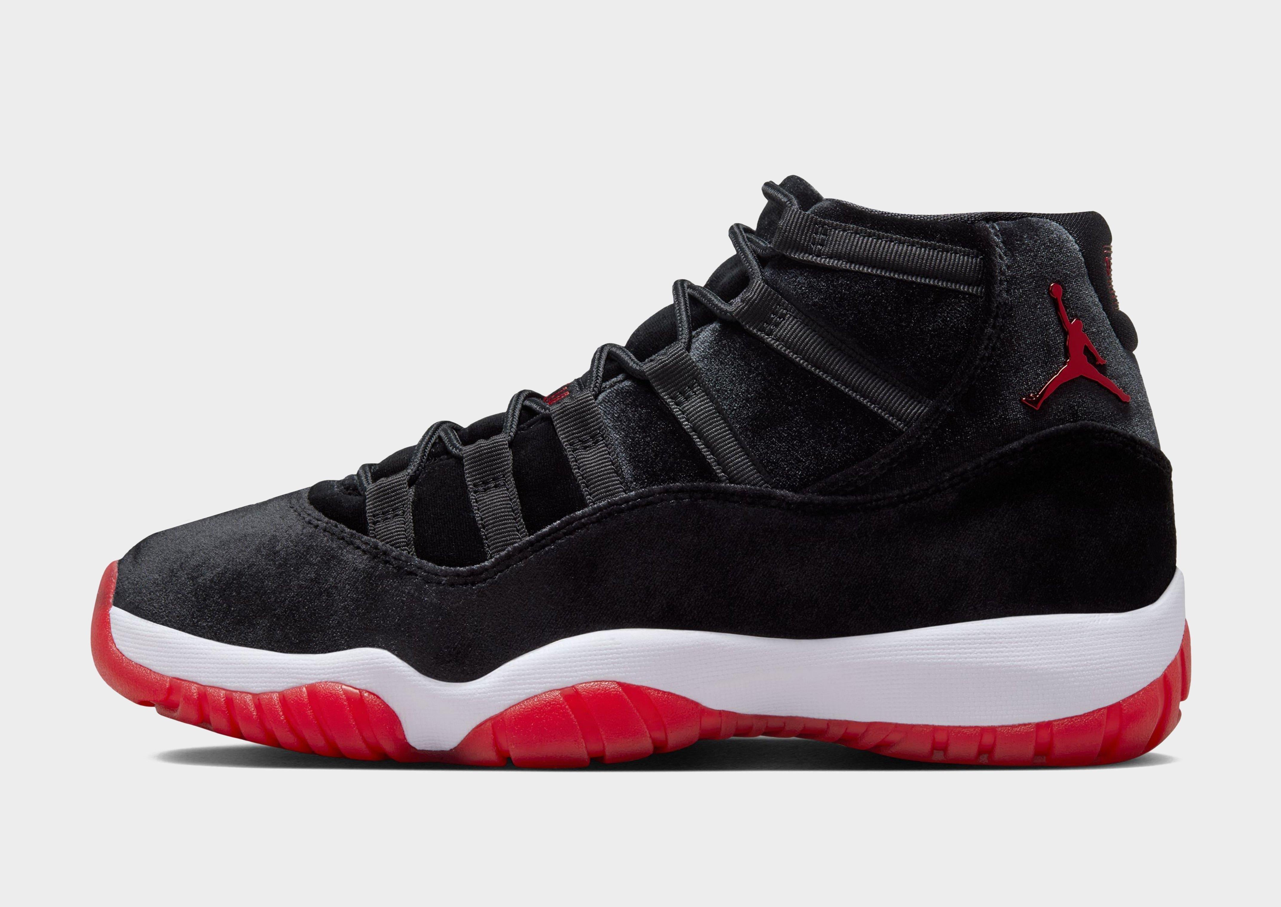 รองเท้าผู้หญิง Air 11 Retro