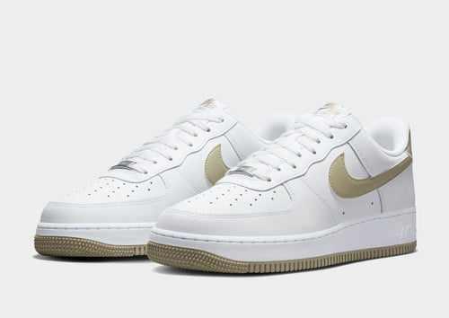 รองเท้าผู้ชาย Air Force 1 '07