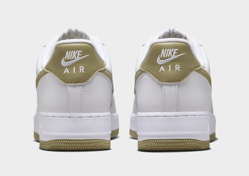 รองเท้าผู้ชาย Air Force 1 '07