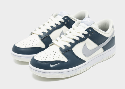 รองเท้าผู้หญิง Dunk Low