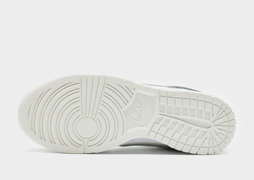 รองเท้าผู้หญิง Dunk Low