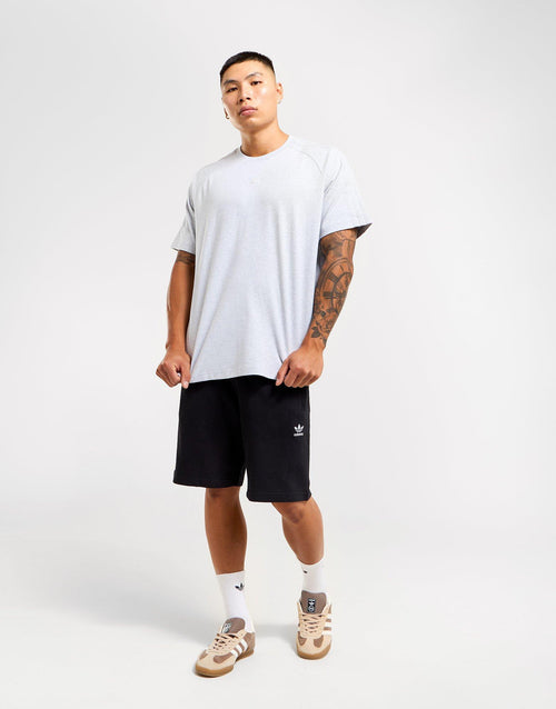 เสื้อยืดผู้ชาย Premium Essentials