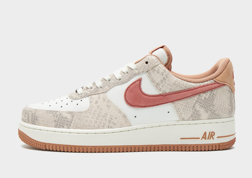 รองเท้าผู้ชาย Air Force 1 '07 LV8