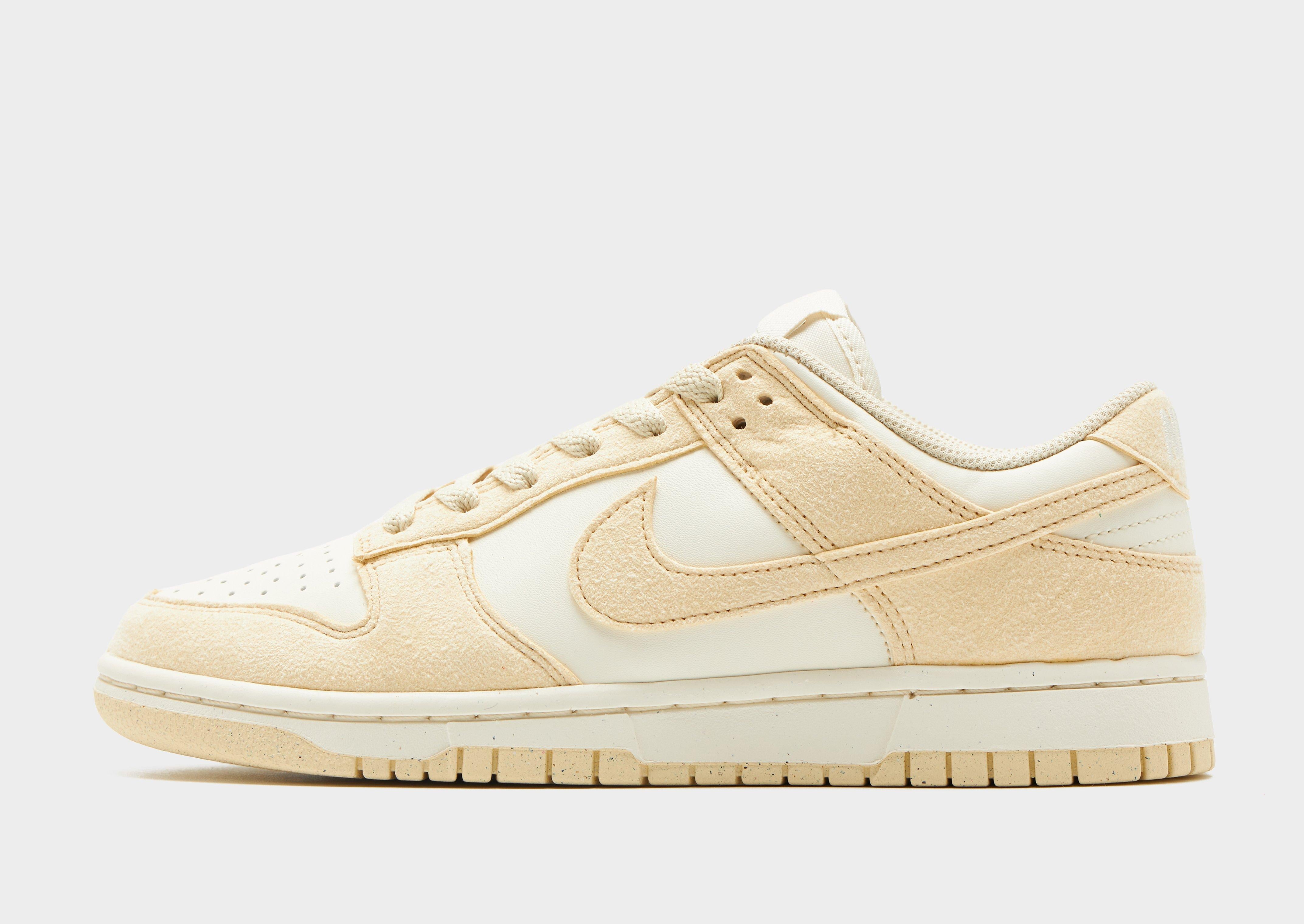 รองเท้าผู้หญิง Dunk Low