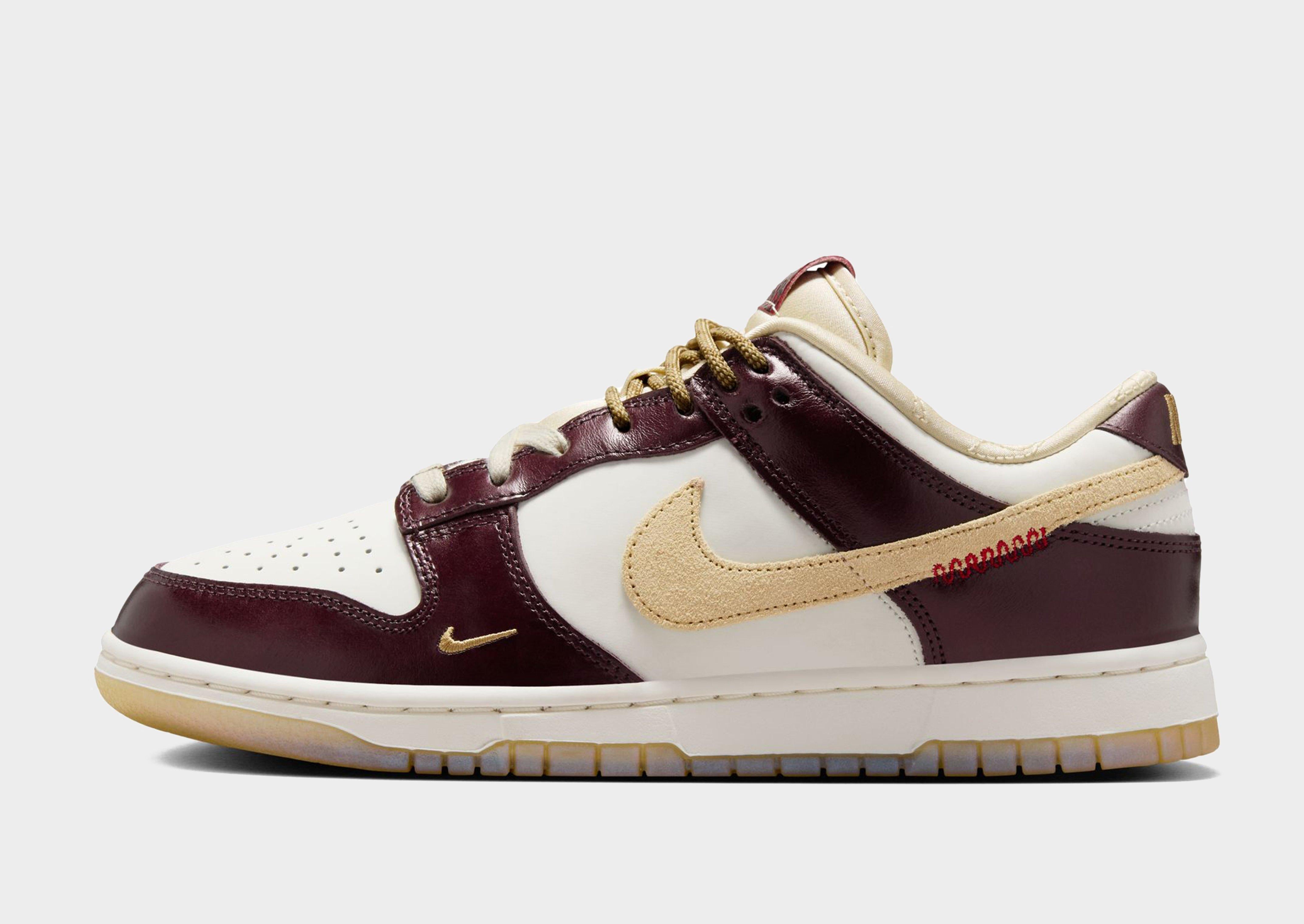 รองเท้าผู้หญิง Dunk Low LX