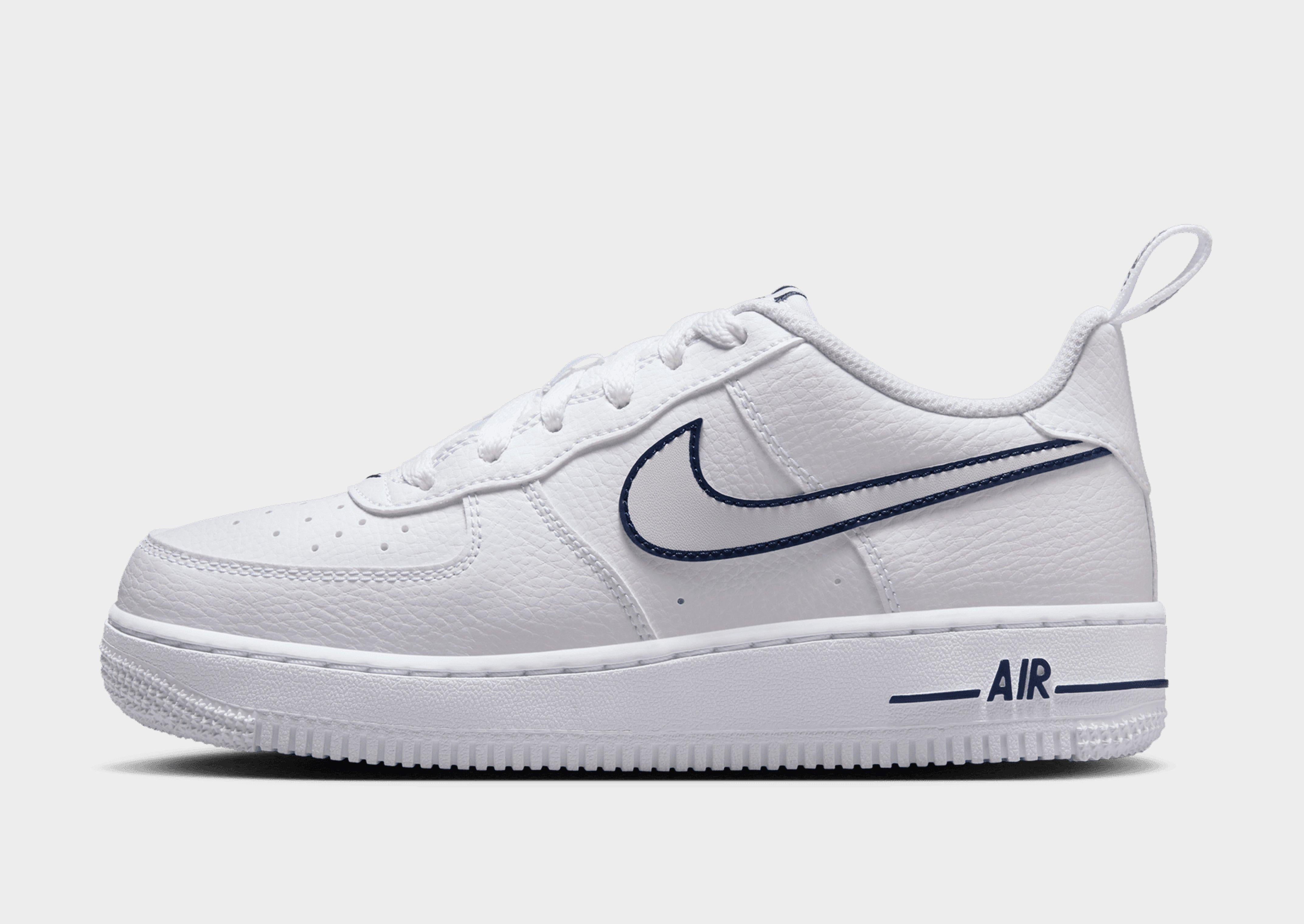 รองเท้าเด็กโต Air Force 1 '07 LV8