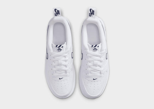 รองเท้าเด็กโต Air Force 1 '07 LV8