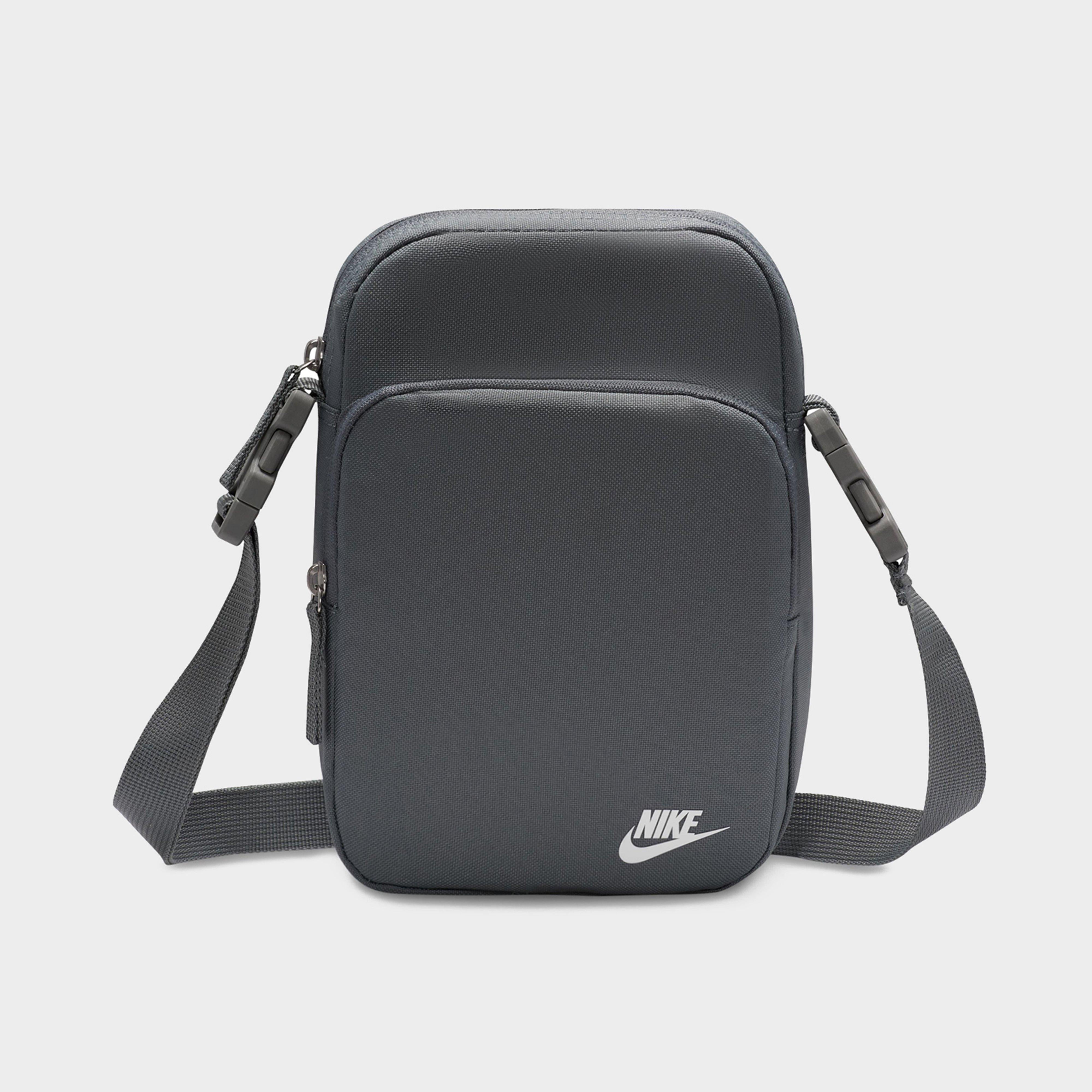กระเป๋า Heritage Crossbody (4L)
