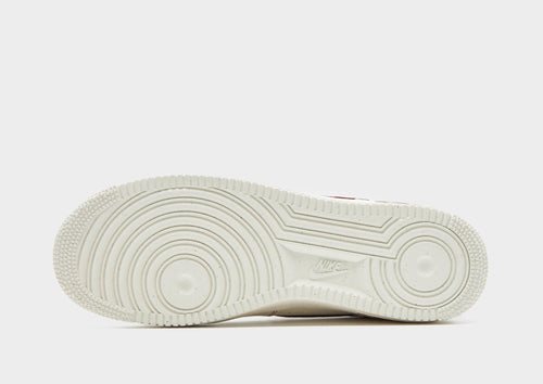 รองเท้าผู้ชาย Air Force 1 '07 LV8