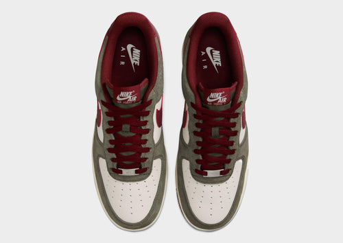 รองเท้าผู้ชาย Air Force 1 '07 LV8