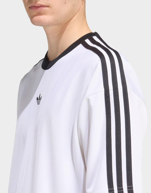 เสื้อฟุตบอลผู้ชาย Adicolor Jacquard