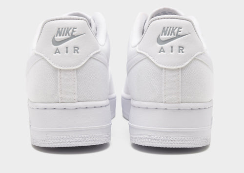 รองเท้าผู้ชาย Air Force 1 '07 LV8
