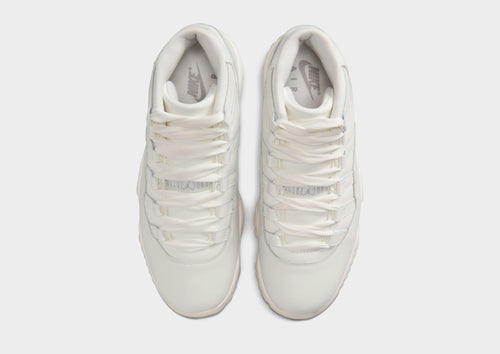 รองเท้าผู้หญิง Air 11