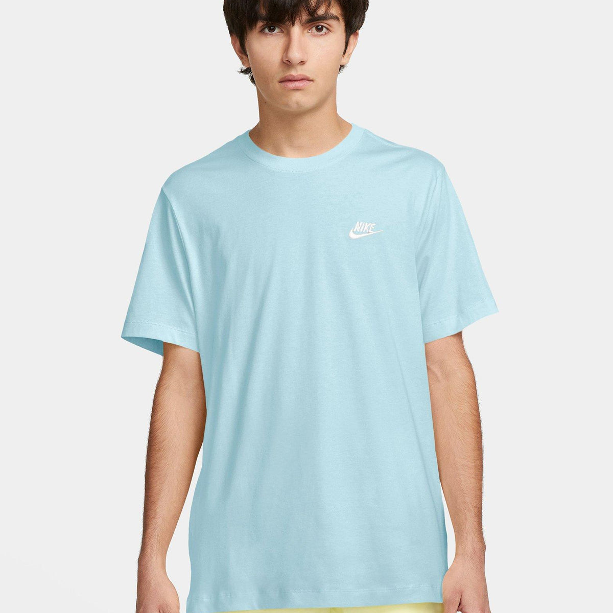 สีฟ้า Nike เสื้อยืดผู้ชาย Club - JD Sports Thailand – JD Sports ประเทศไทย