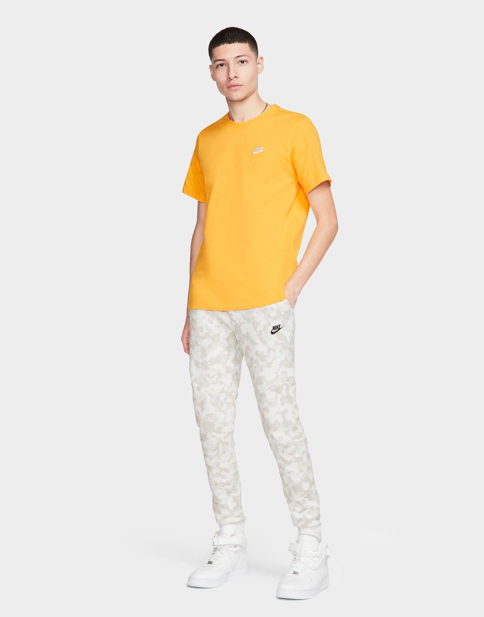 เสื้อยืดผู้ชาย Sportswear Club