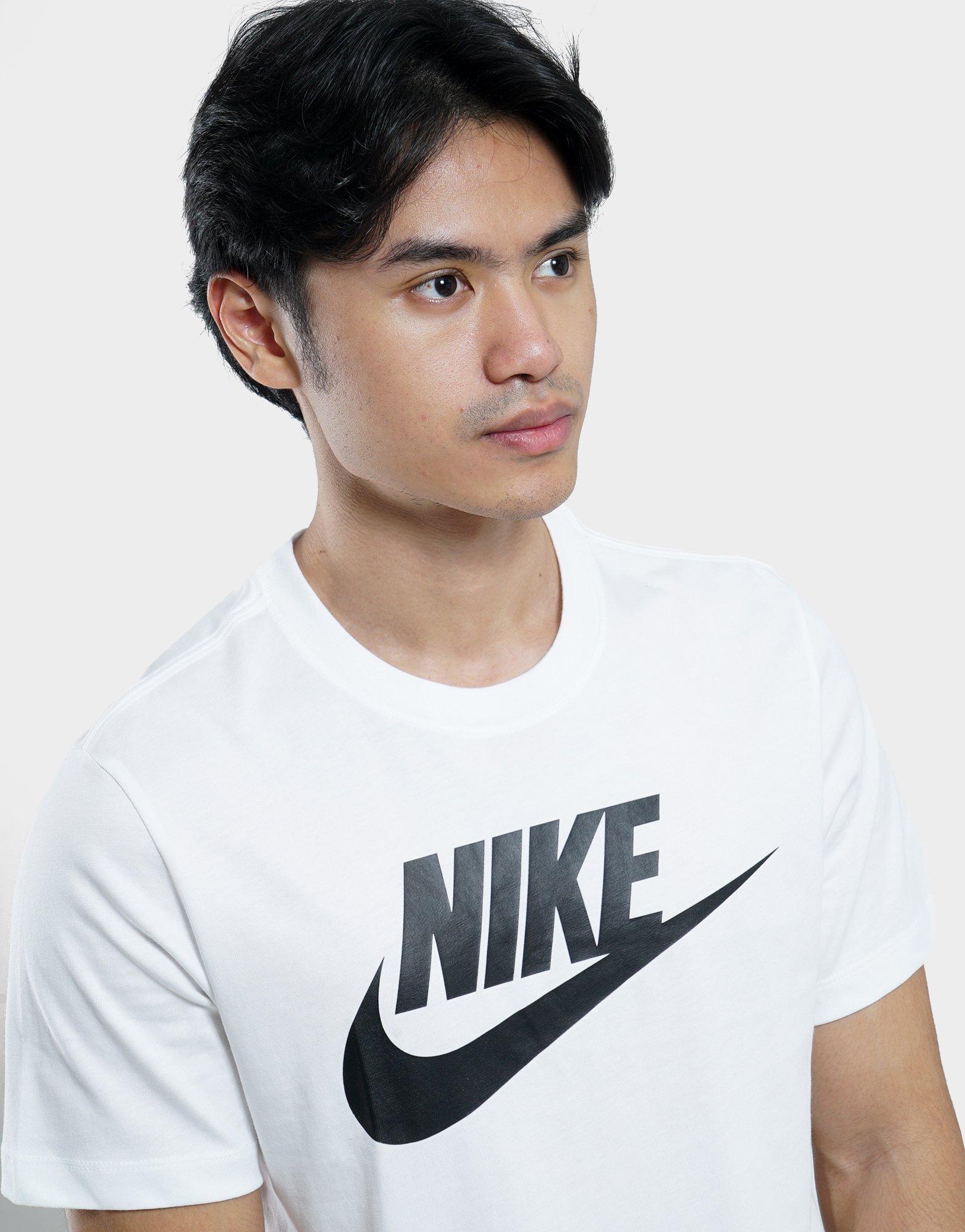 เสื้อยืดผู้ชาย Sportswear Club