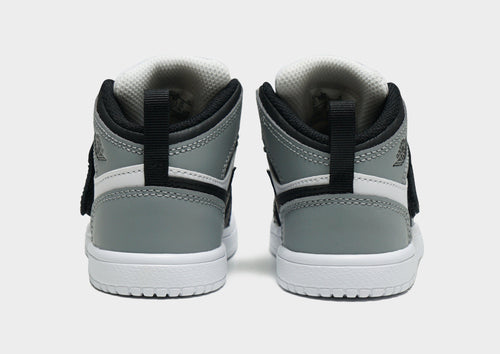 รองเท้าเด็กวัยหัดเดิน Sky Jordan 1