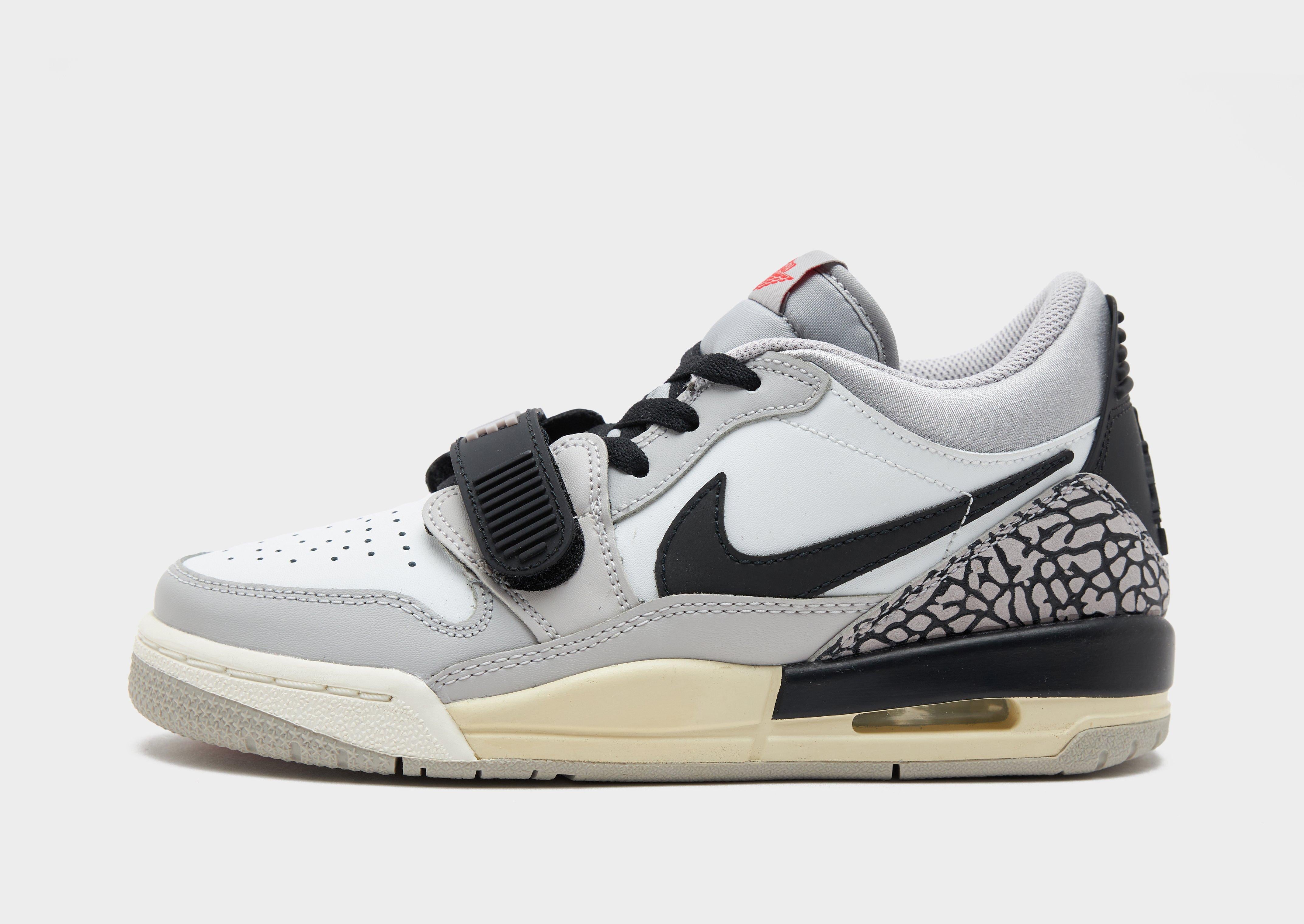 รองเท้าเด็กโต Air Legacy 312 Low