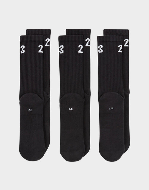 ถุงเท้า Essentials Crew (แพค 3)