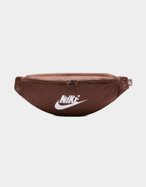 กระเป๋าคาดเอว Heritage Waistpack (3L)