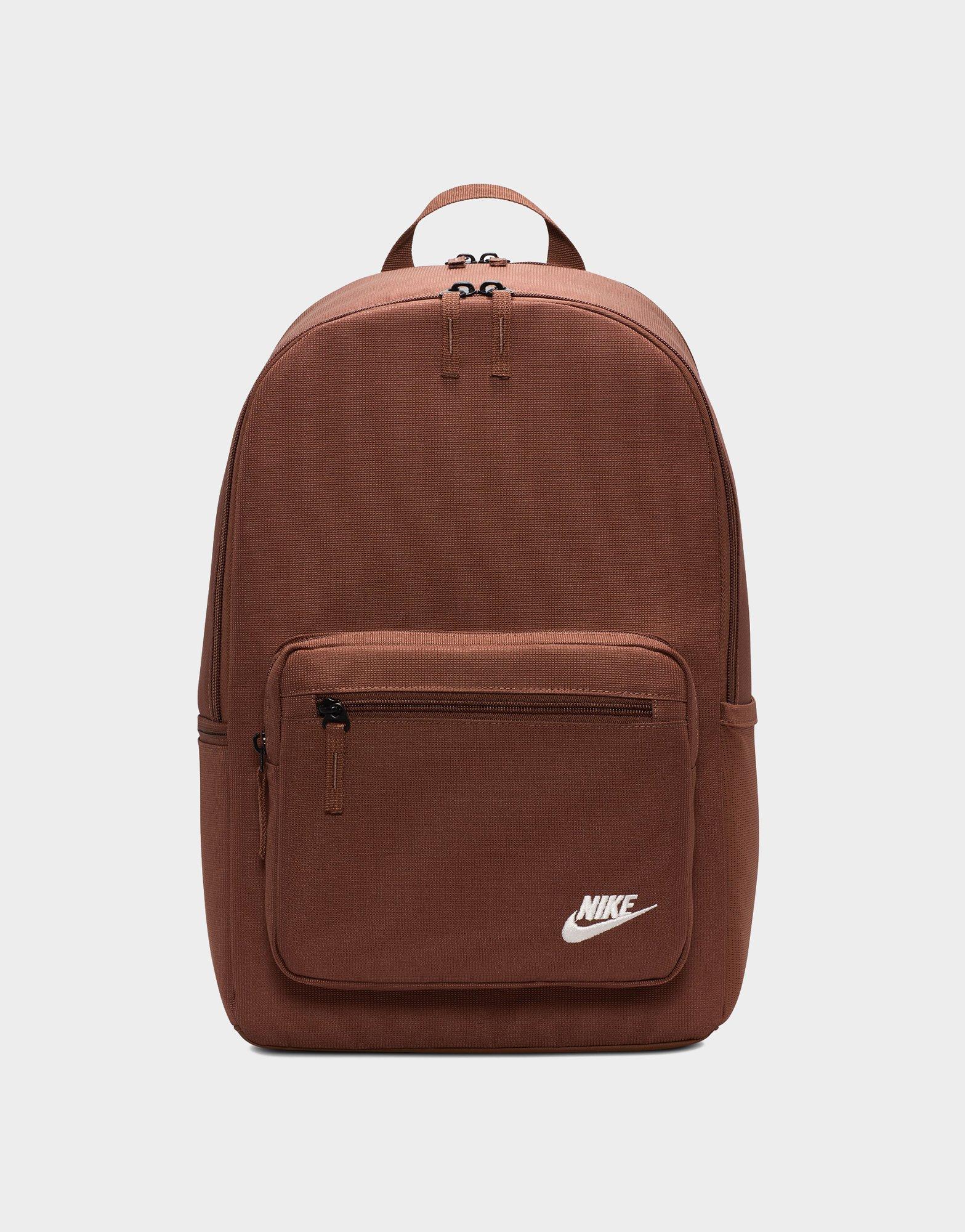 กระเป๋าสะพายหลัง Heritage Eugene (23L)