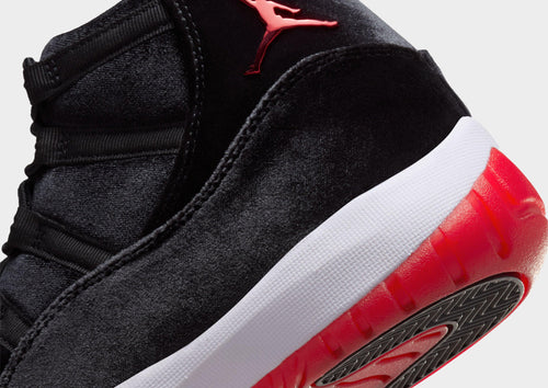 รองเท้าผู้หญิง Air 11 Retro