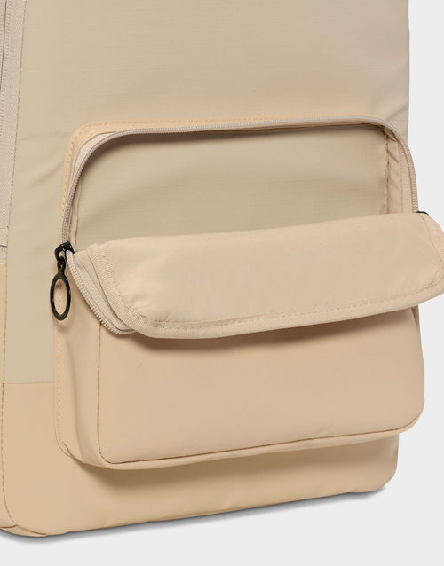 กระเป๋าสะพายหลัง Heritage (23L)