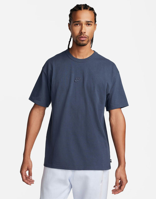 เสื้อยืดผู้ชาย Sportswear Premium Essentials