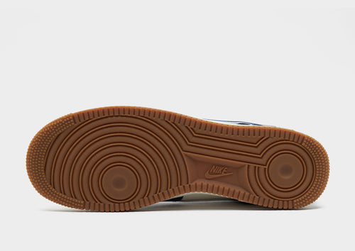 รองเท้าผู้ชาย Air Force 1 '07 LV8