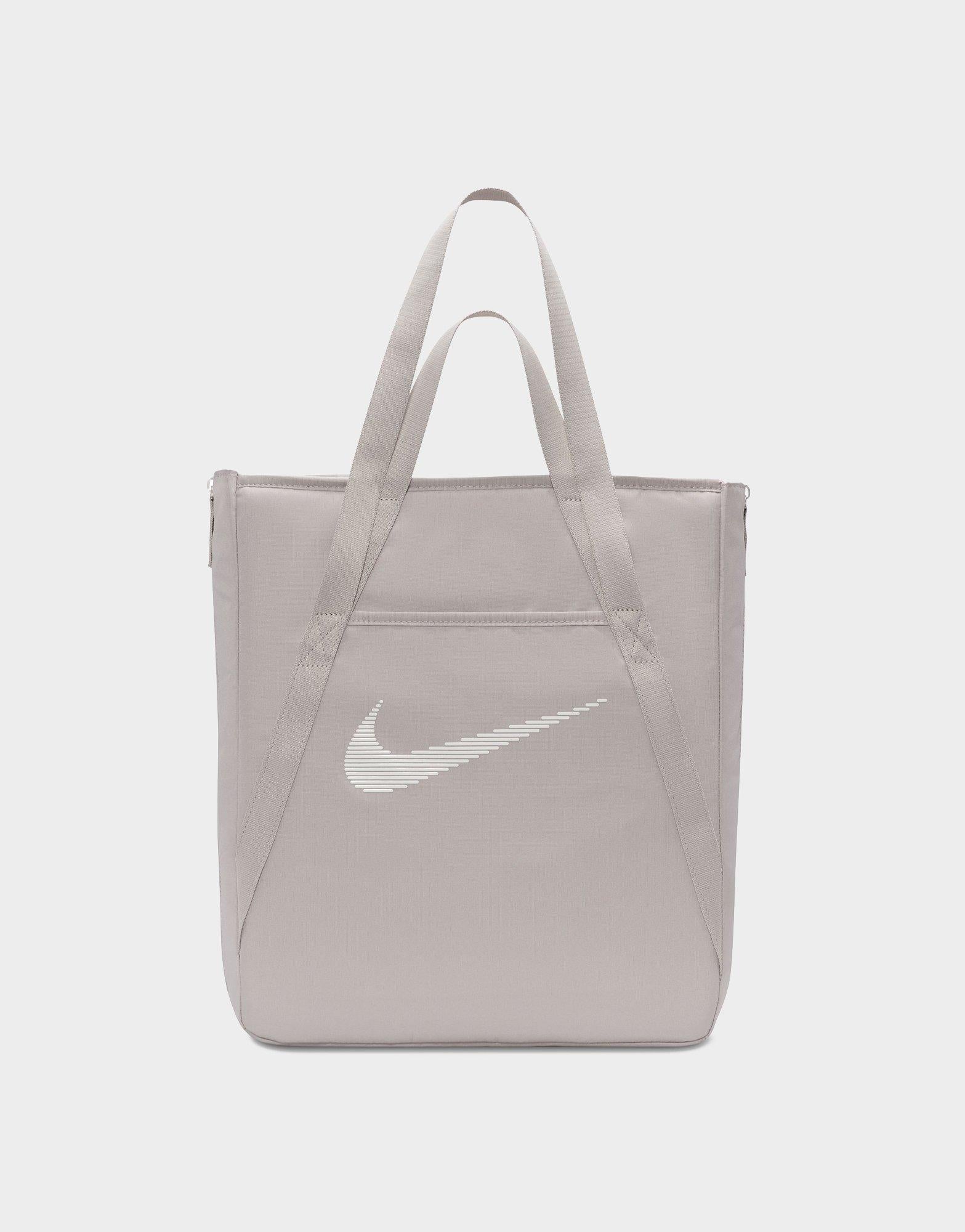 กระเป๋าสะพาย Gym Tote (28L)