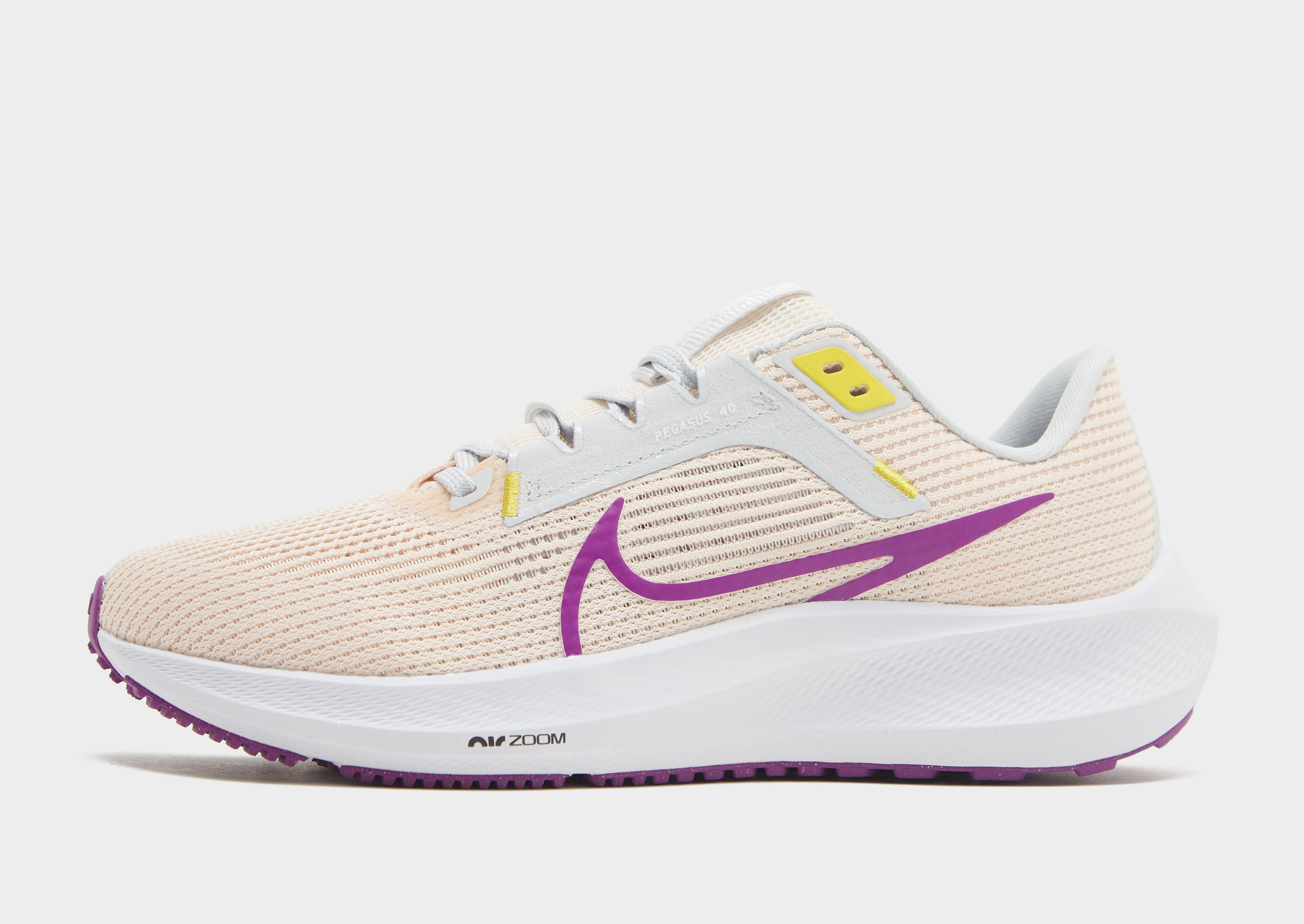 รองเท้าผู้หญิง Air Zoom Pegasus 40