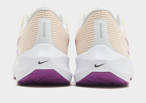 รองเท้าผู้หญิง Air Zoom Pegasus 40