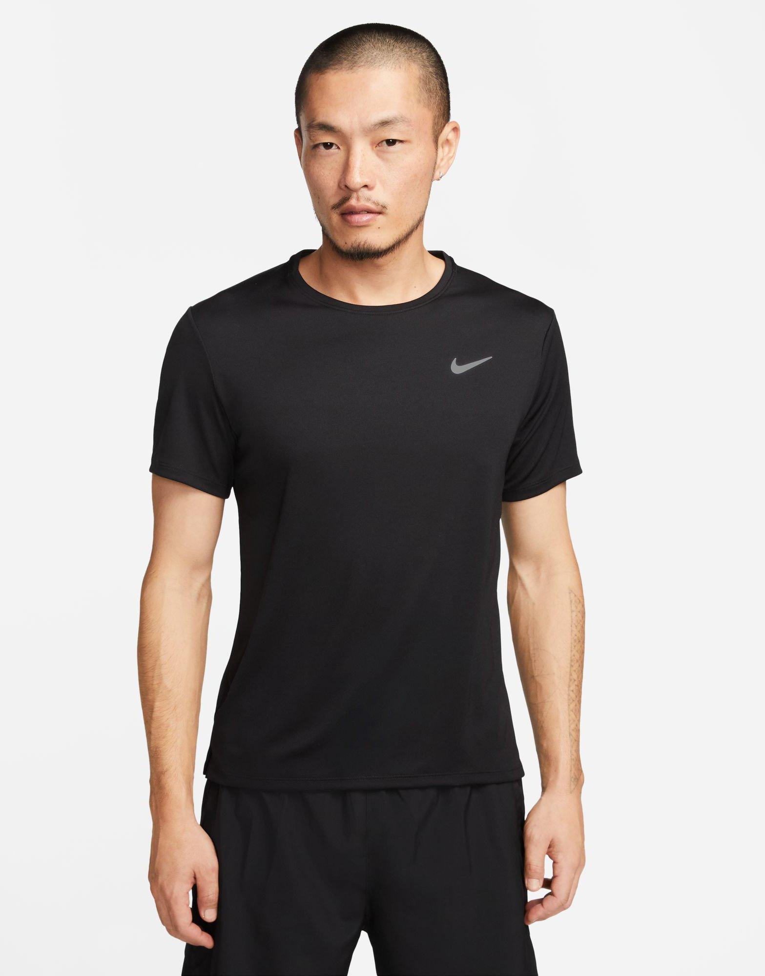 เสื้อยืดผู้ชาย Dri-FIT UV Miler