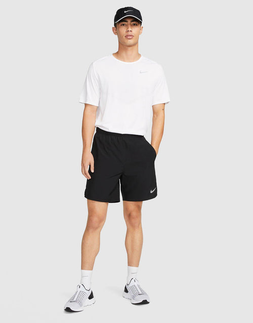กางเกงขาสั้นผู้ชาย Dri-FIT Challenger