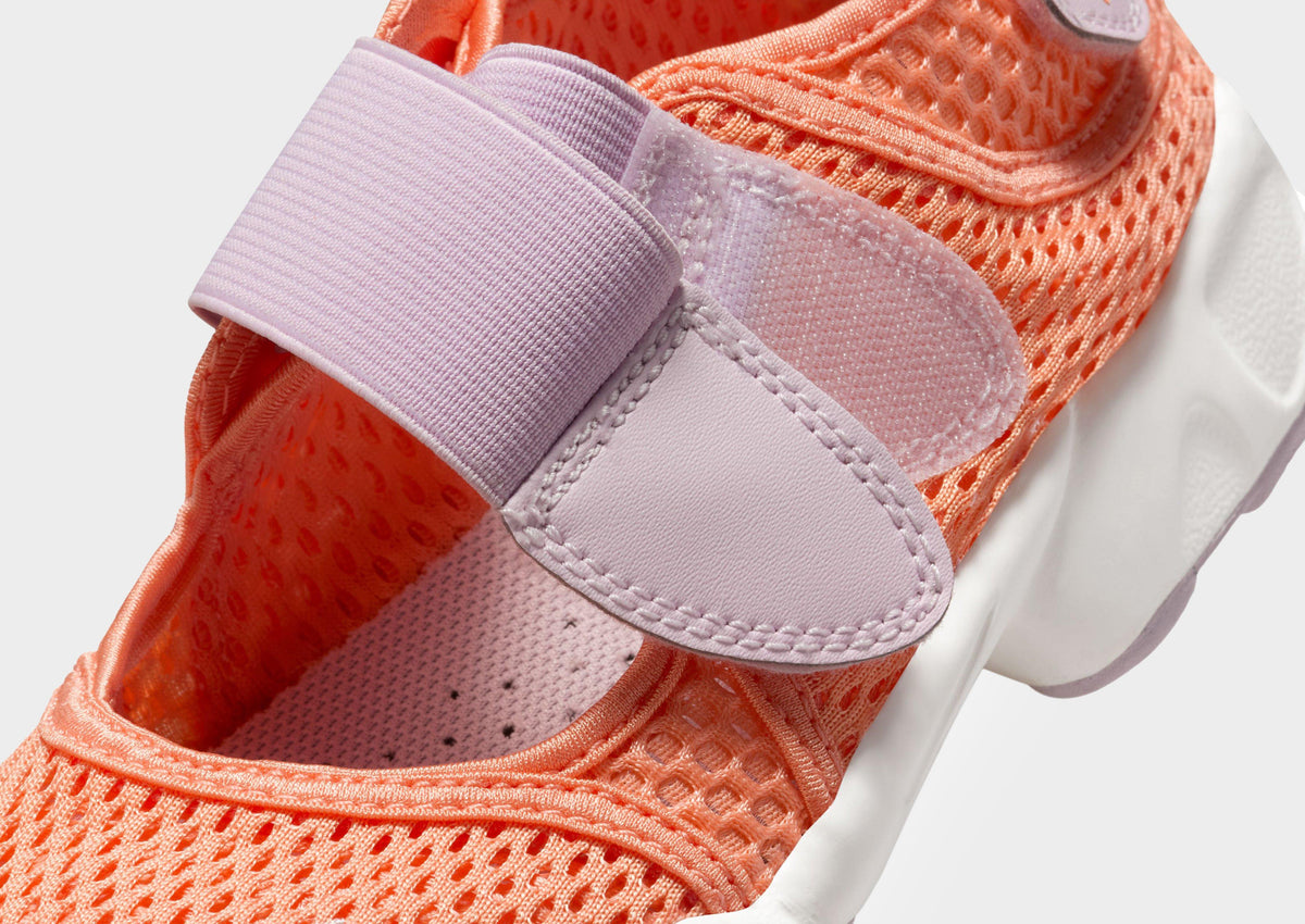 Bagi Rift 2 สีชมพู Nike รองเท้าเด็กโต Rift 2 - JD Sports Thailand – JD Sports ประเทศไทย
