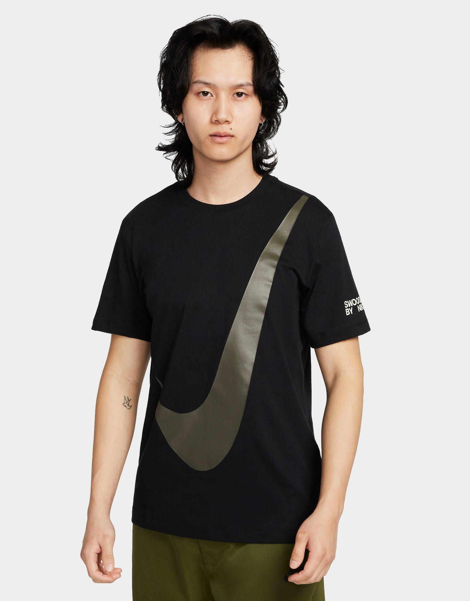 เสื้อยืดผู้ชาย Sportswear