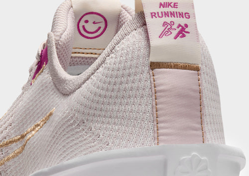 รองเท้าผู้หญิง Interact Run