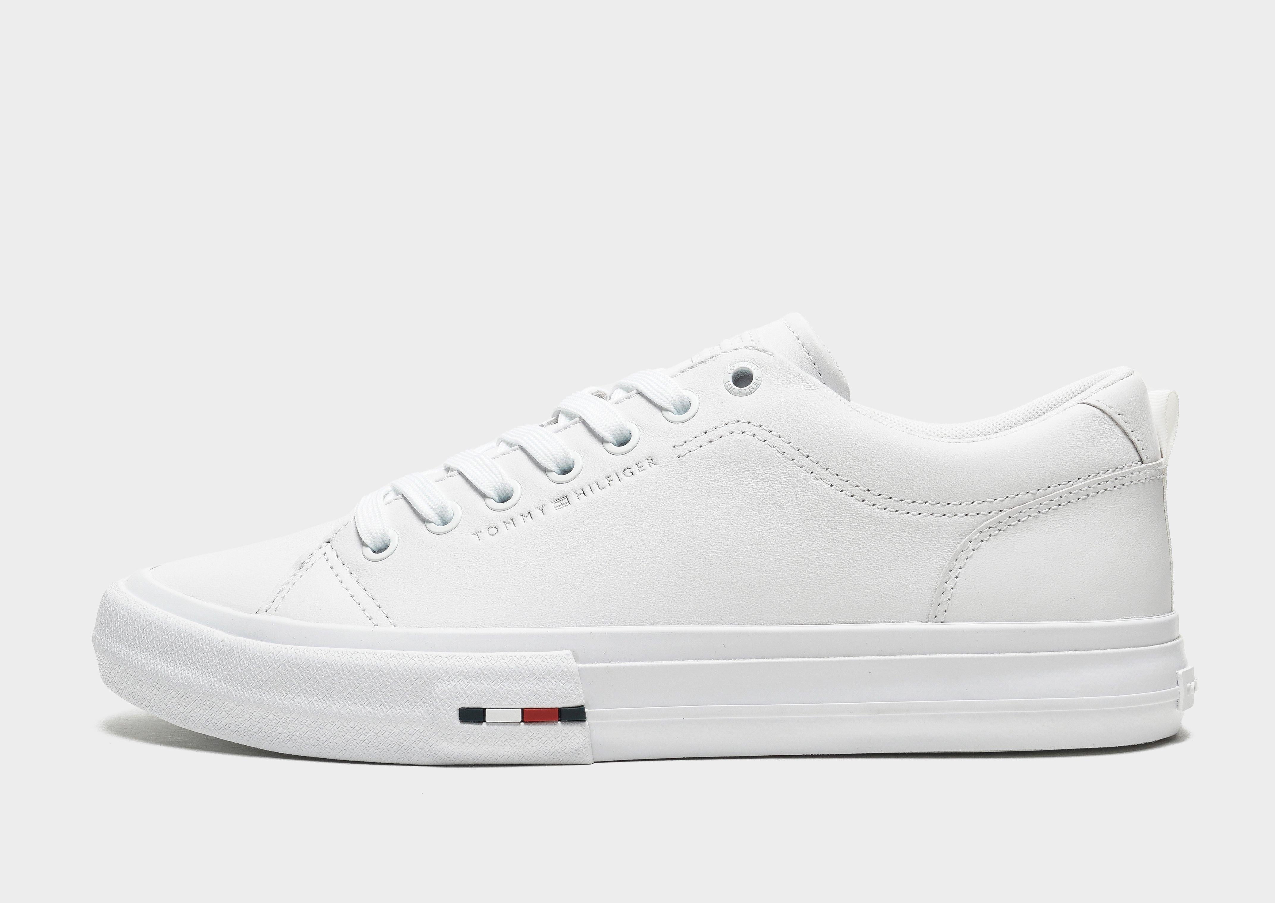 รองเท้าผู้ชาย Leather Logo Lace-Up