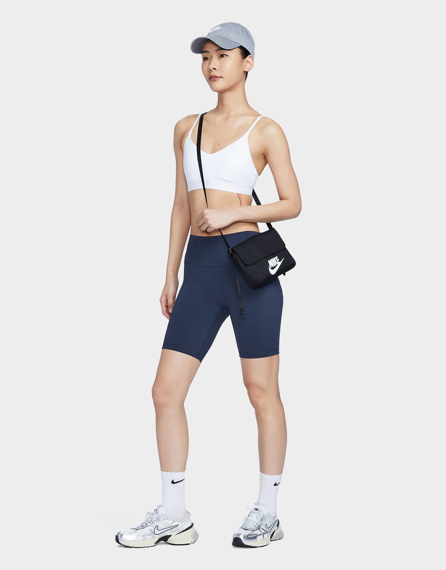 กางเกงขาสั้นผู้หญิง One High-Waisted 8" Biker