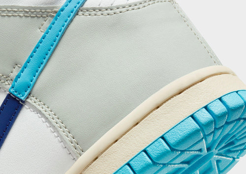 รองเท้าเด็กโต Dunk High