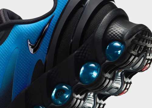 รองเท้าผู้ชาย Air Max Dn8