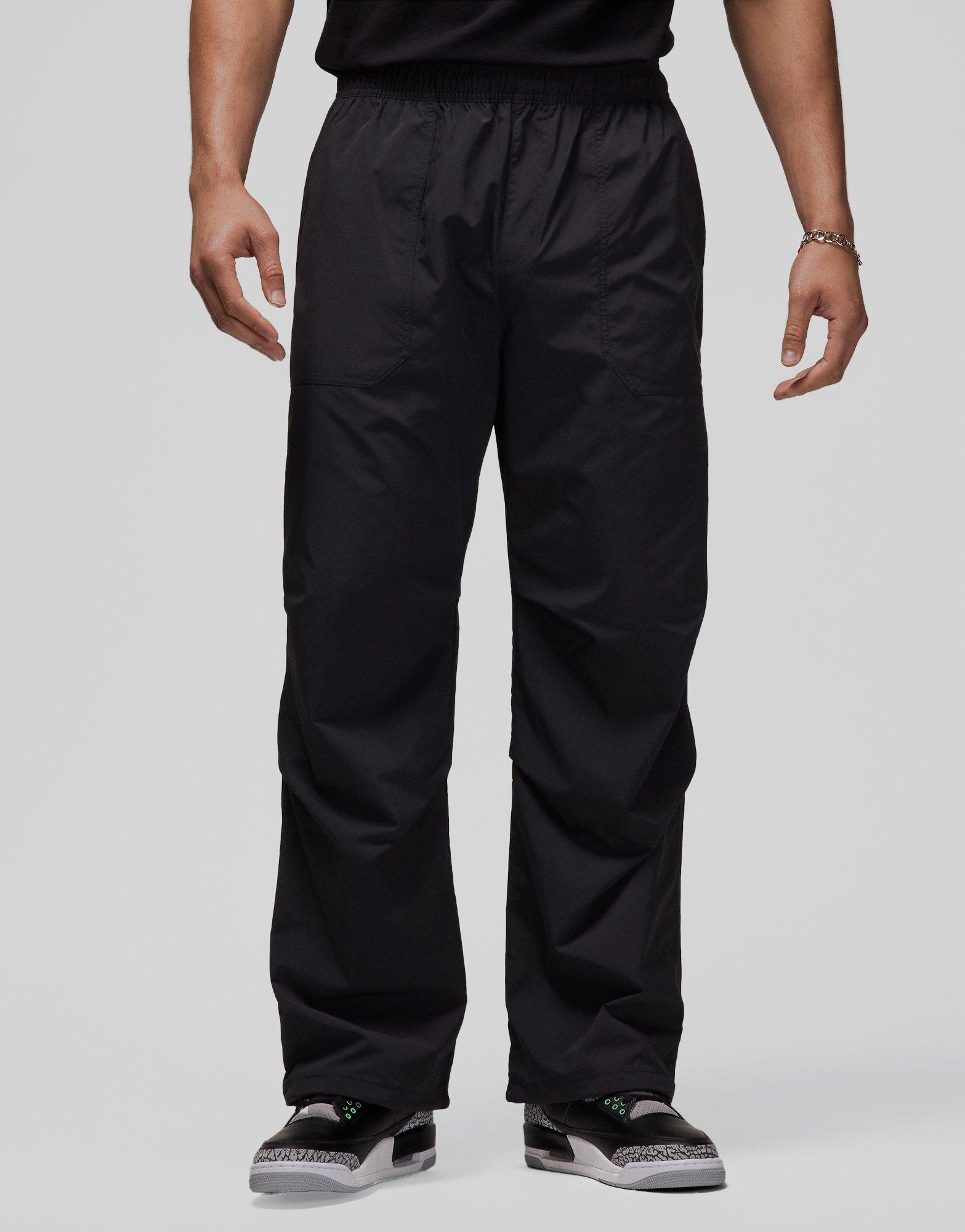 กางเกงขายาวผู้ชาย Essentials Woven