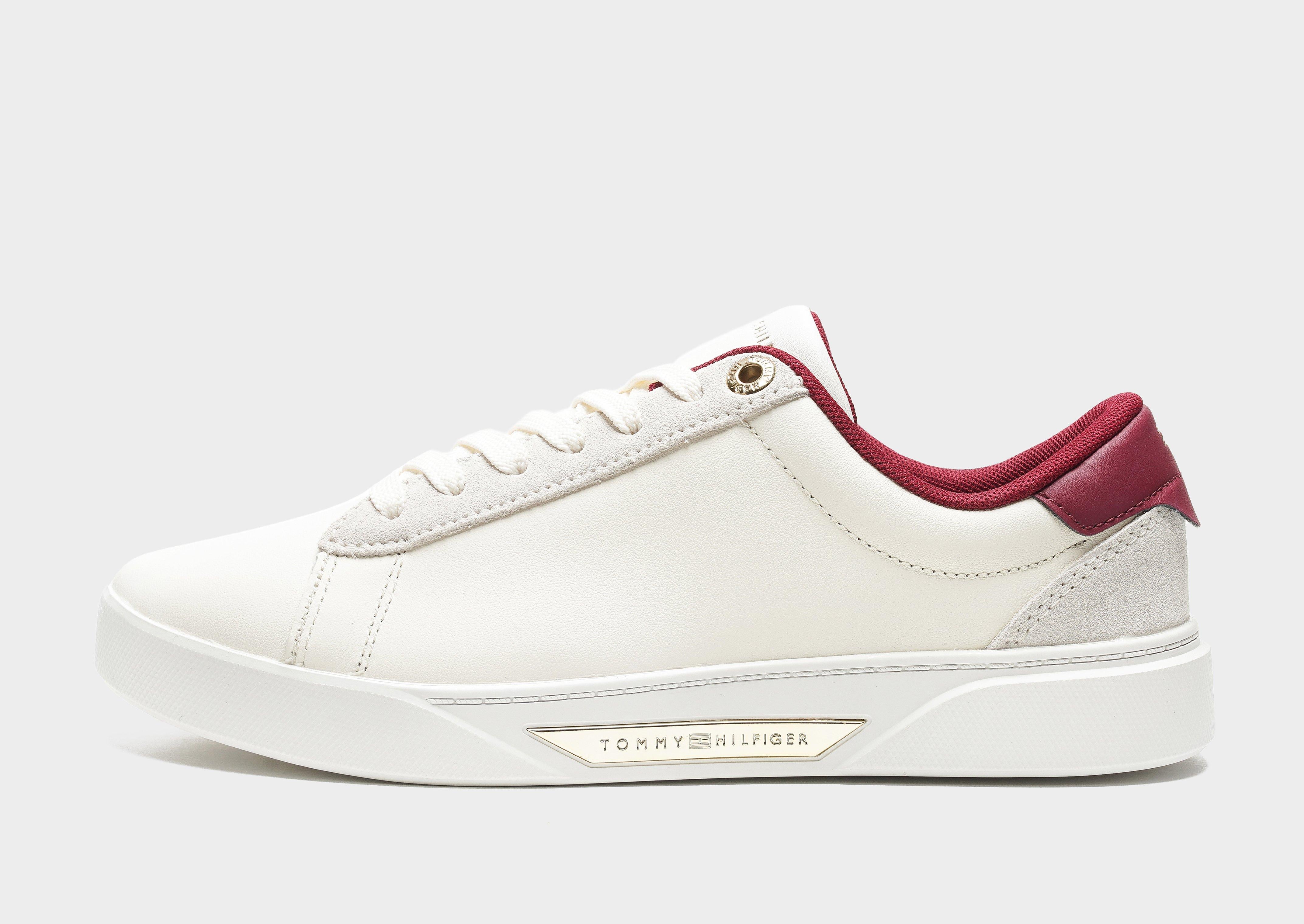 รองเท้าผู้หญิง Metal Hardware Leather Court