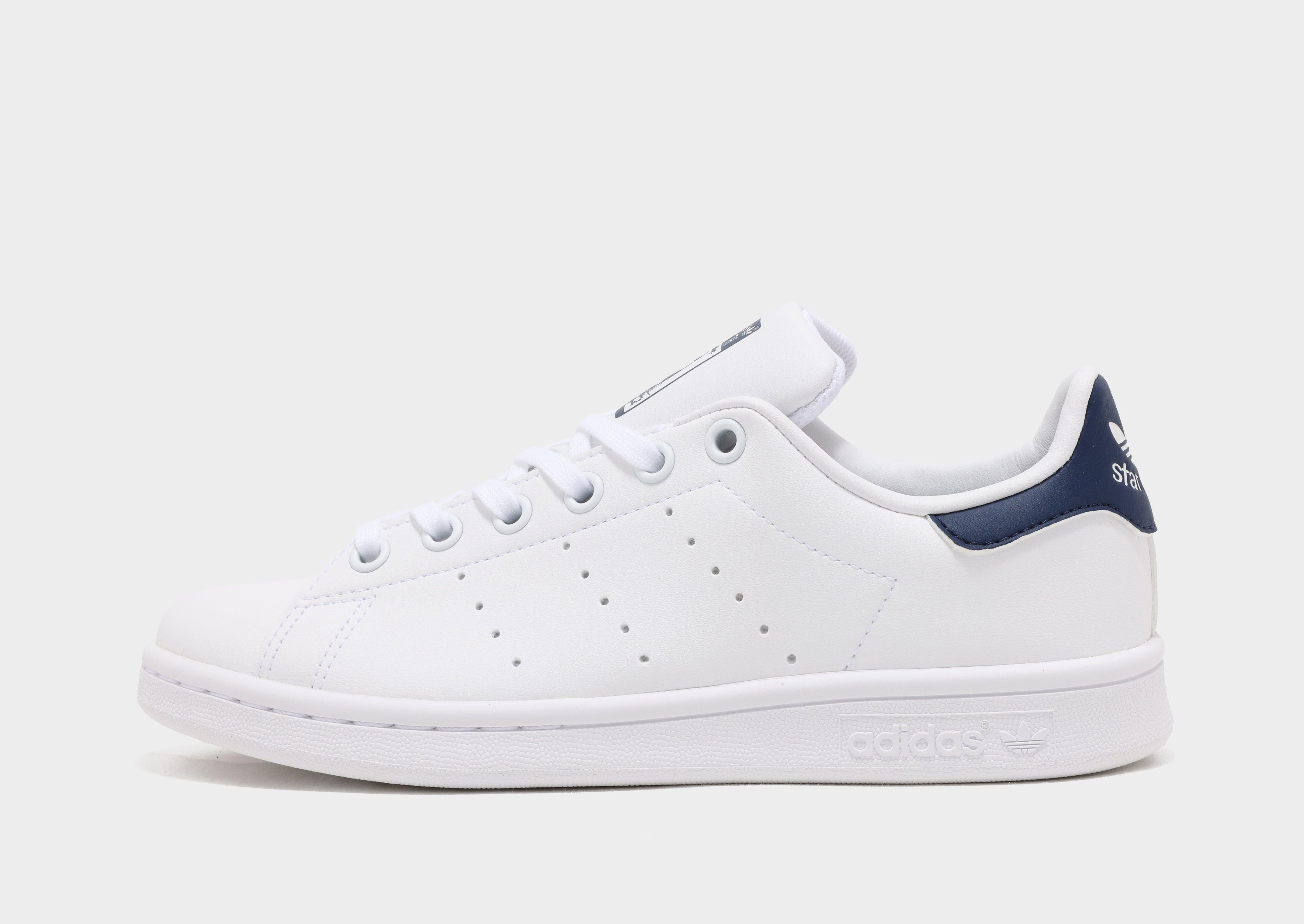 รองเท้าเด็กโต Stan Smith