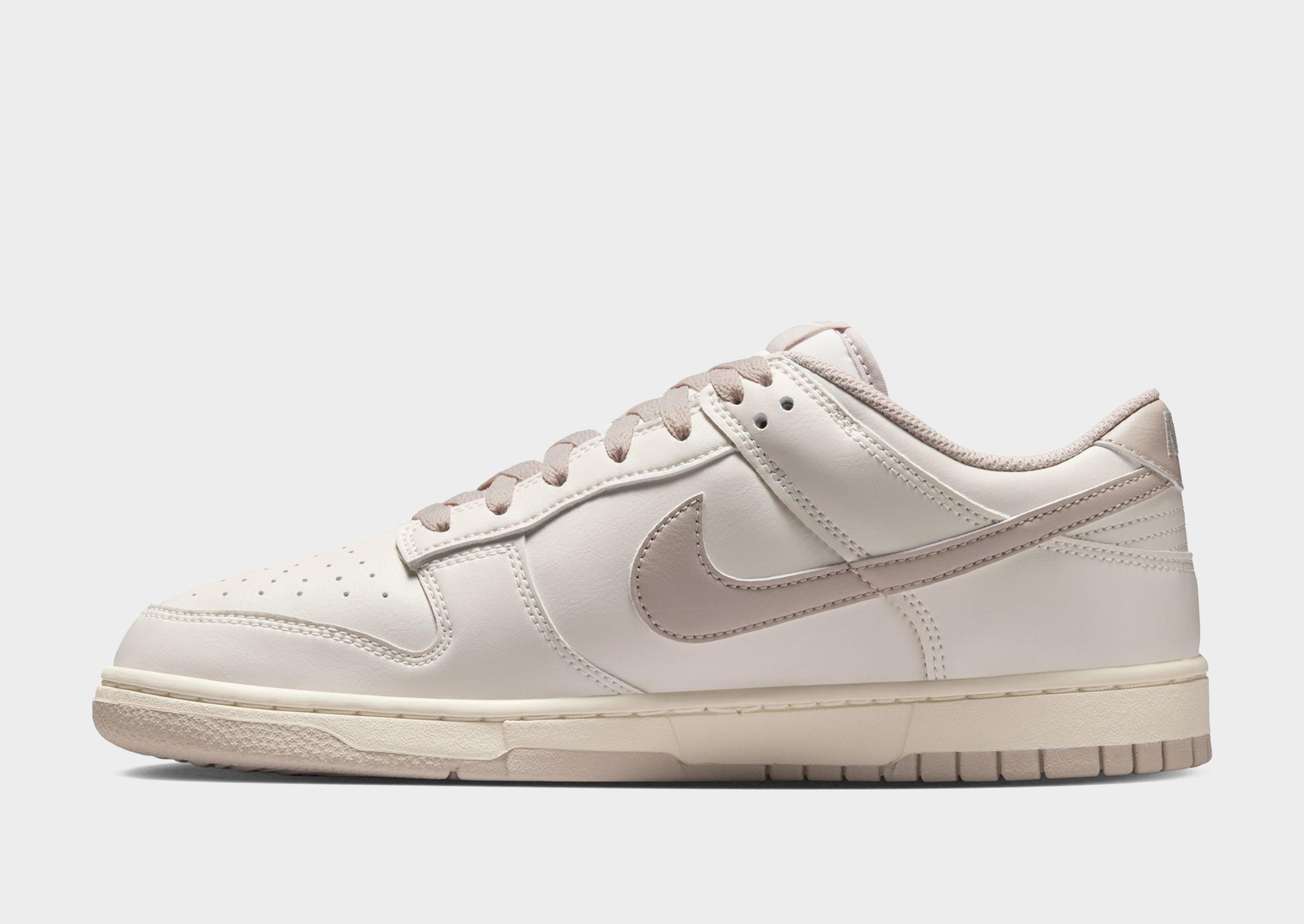 รองเท้าผู้ชาย Dunk Low Retro