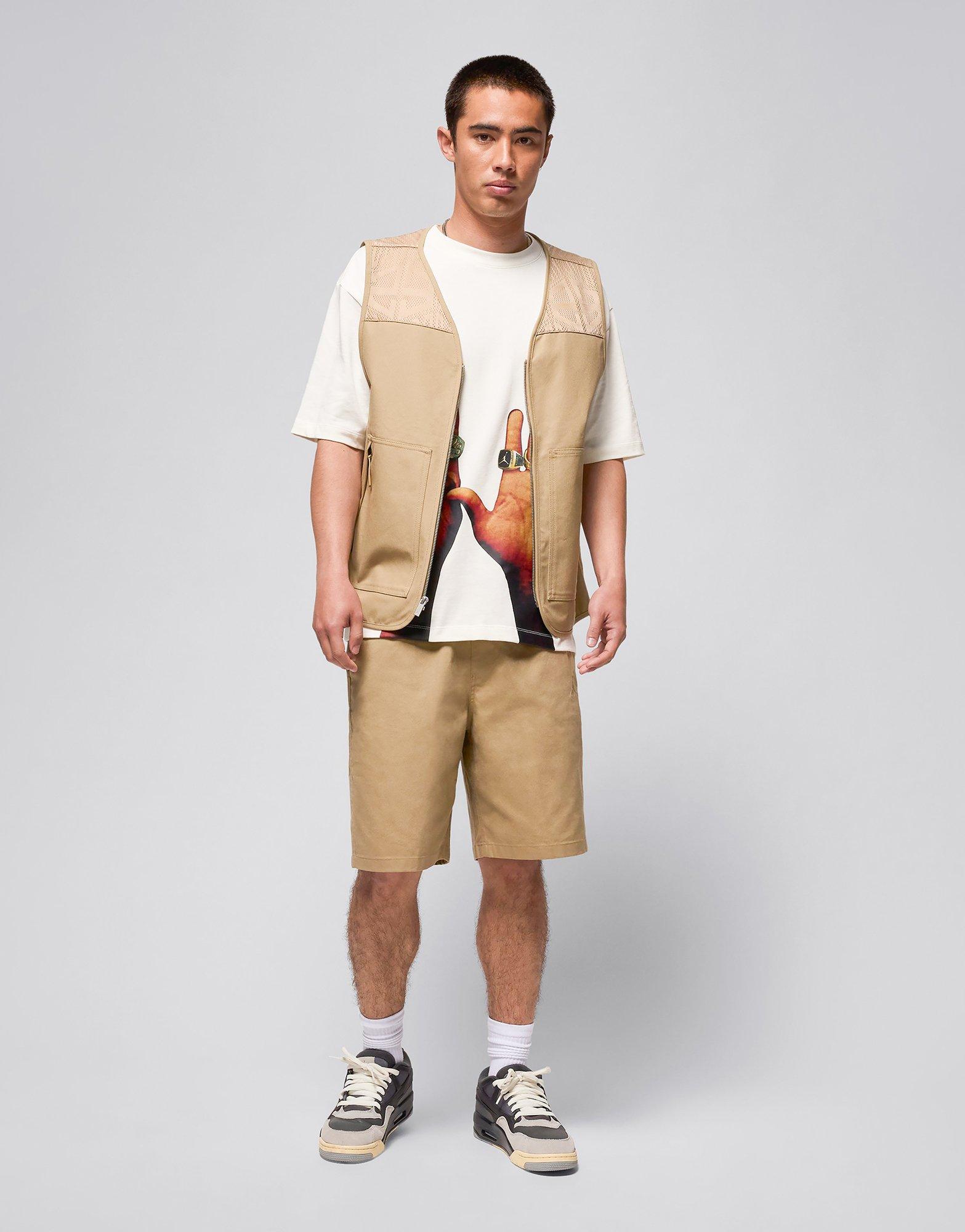 กางเกงขาสั้นผู้ชาย Essentials Woven