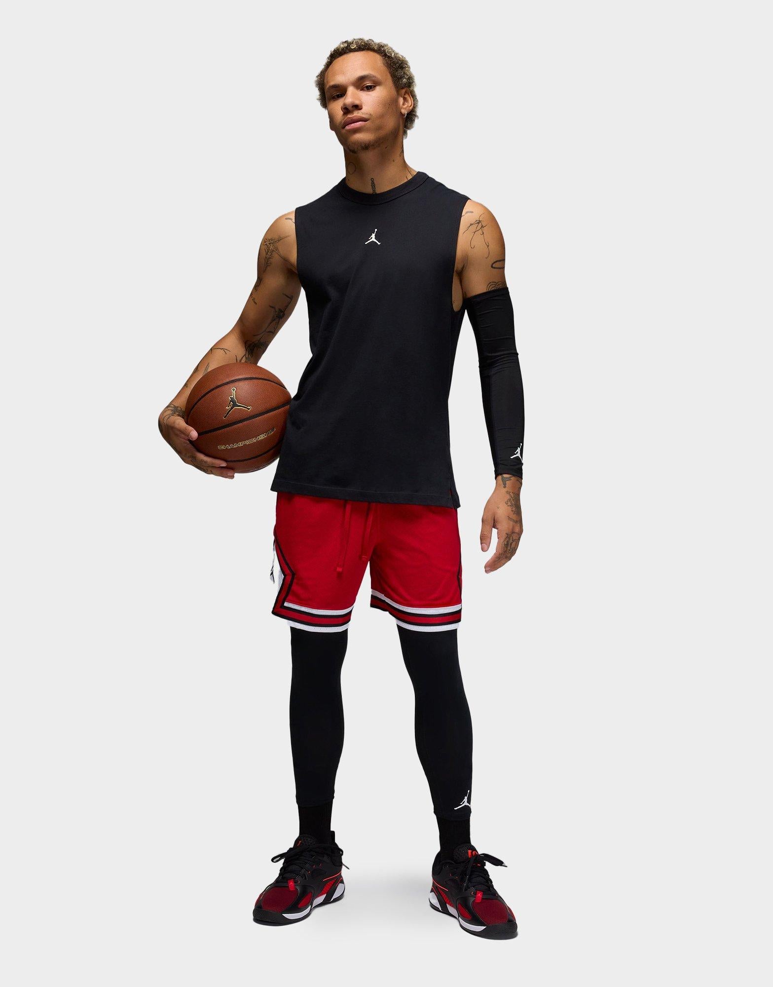 กางเกงขาสั้นผู้ชาย Sport Dri-FIT Mesh Diamond